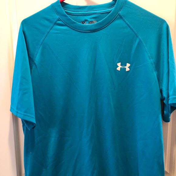 Under Armour Other - Under Armour T-Shirt